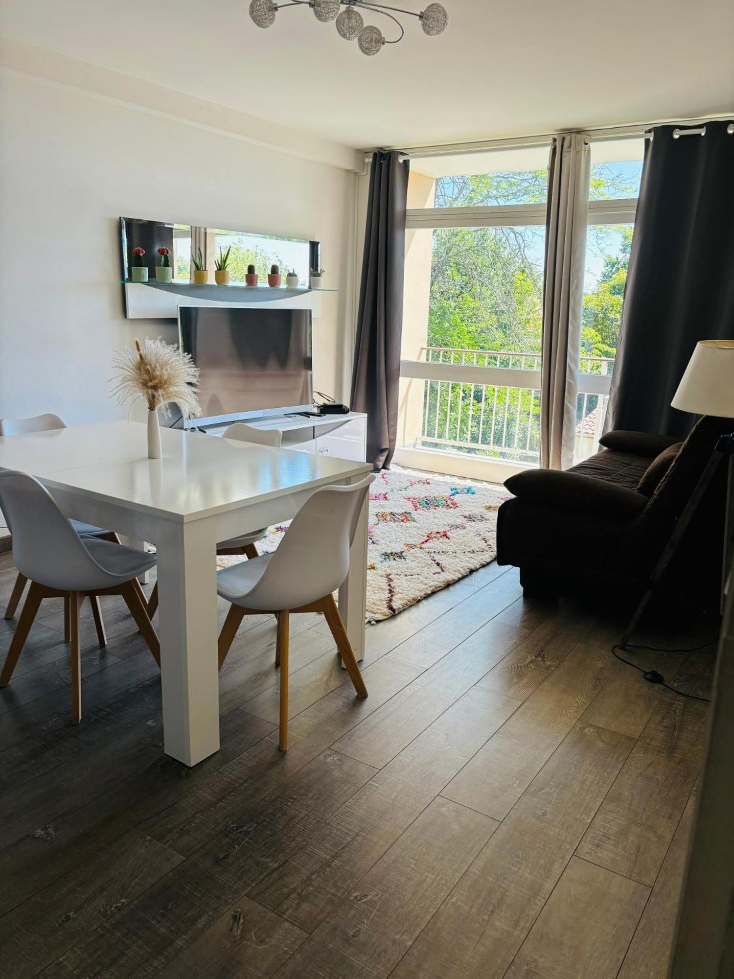 Appart. Baila, Proche De Bordeaux Et St Emilion * Libourne